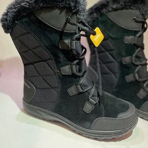 Women’s winter boots